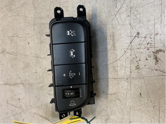 Używane Przelacznik Kia Niro I (DE) 1.6 GDI Hybrid Cena € 30,00 Procedura marży oferowane przez Poolman autodemontage