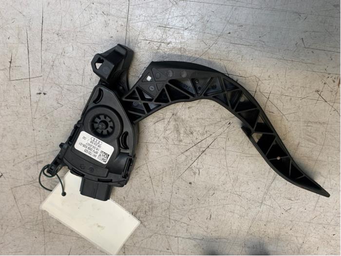 Begagnade Gaspedalsensor Audi A5 (8T3) 3.2 FSI V6 24V Pris € 30,00 Marginaltabell erbjuds av Poolman autodemontage