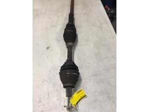 Used Front drive shaft, right Volvo V70 (BW) 2.4 D 20V Price € 75,00 Margin scheme offered by Poolman autodemontage