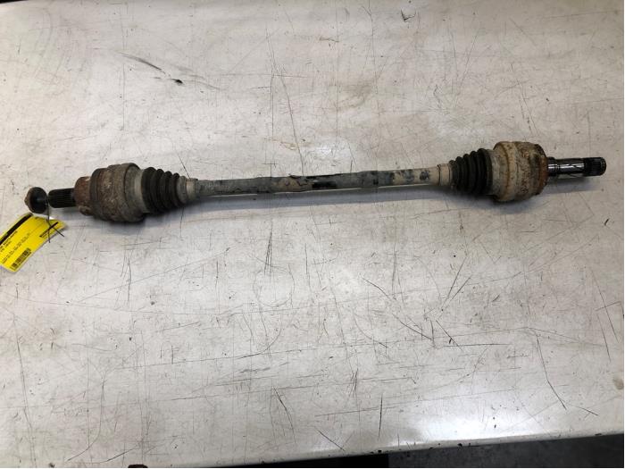 Drive shaft, rear right from a Volvo V70 (BW) 2.4 D 20V 2010