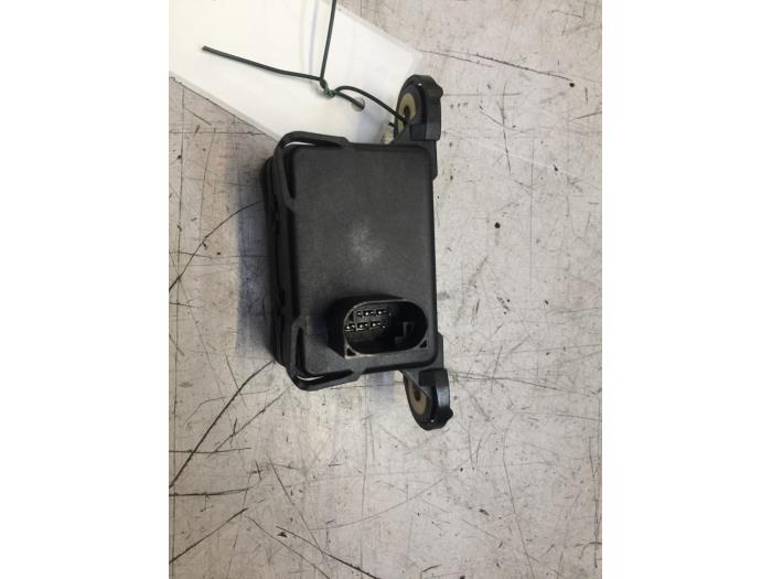 Begagnade Esp Duo-sensor BMW 3 serie (E90) 320i 16V Pris € 30,00 Marginaltabell erbjuds av Poolman autodemontage