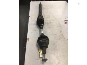 Used Front drive shaft, right Volvo V70 (BW) Price € 50,00 Margin scheme offered by Poolman autodemontage