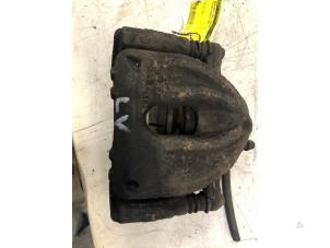 Used Front brake calliper, left Toyota Avensis Wagon (T25/B1E) 2.0 16V D-4D-F Price € 30,00 Margin scheme offered by Poolman autodemontage