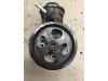 Power steering pump from a Toyota Avensis Wagon (T25/B1E) 2.0 16V D-4D-F 2007