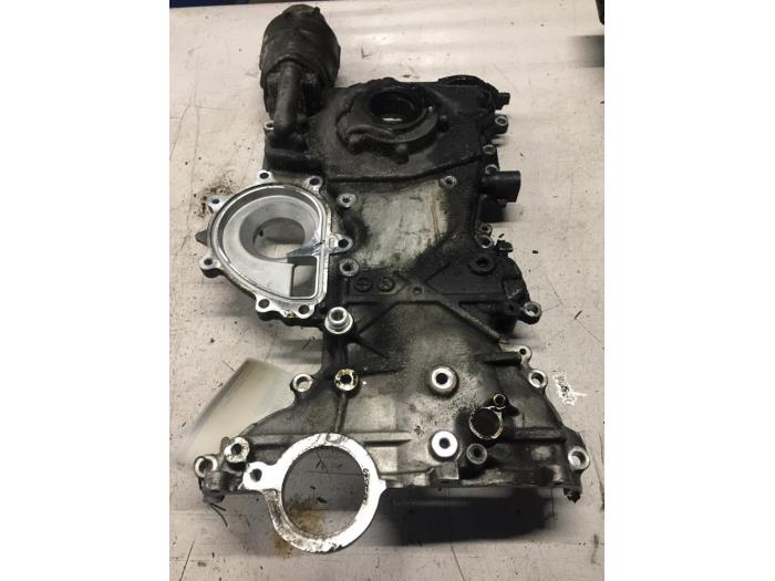 Timing cover from a Toyota Avensis Wagon (T25/B1E) 2.0 16V D-4D-F 2007