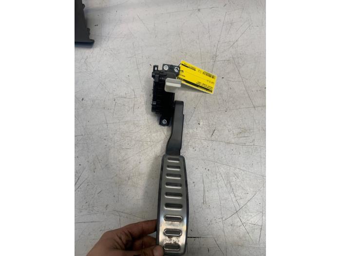 Begagnade Gaspedalsensor Porsche Cayenne (9PA) 4.5 S V8 32V Pris € 30,00 Marginaltabell erbjuds av Poolman autodemontage