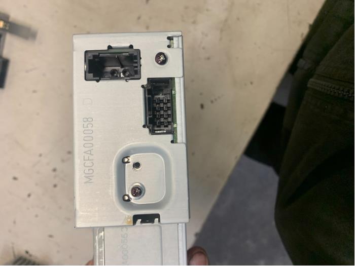 Lecteur CD d'un Audi Q7 (4LB) 3.0 TDI V6 24V 2008