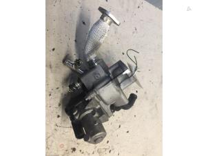 Used EGR valve Audi A8 (D3) 4.2 TDI V8 32V Quattro Price € 75,00 Margin scheme offered by Poolman autodemontage