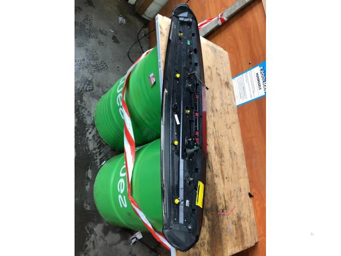 Spoiler tailgate Volvo V60 I 2.4 D6 20V Plugin Hybrid AWD 31253209