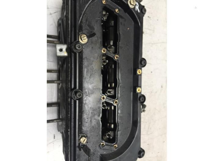 Usagé Kit arbre à cames Audi A4 Avant Quattro (B7) 3.0 TDI V6 24V Prix € 100,00 Règlement à la marge proposé par Poolman autodemontage
