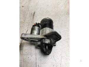 Usagé Démarreur Dacia Lodgy (JS) 1.2 TCE 16V Prix € 30,00 Règlement à la marge proposé par Poolman autodemontage