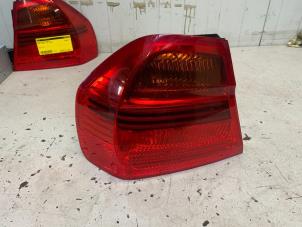 Used Taillight, left BMW 3 serie (E90) 325i 24V Price € 30,00 Margin scheme offered by Poolman autodemontage