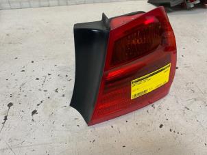 Used Taillight, right BMW 3 serie (E90) 325i 24V Price € 30,00 Margin scheme offered by Poolman autodemontage