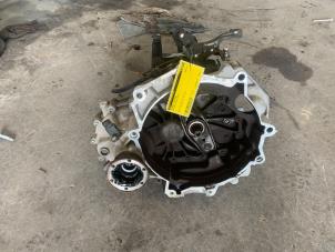 Used Gearbox Volkswagen Polo IV (9N1/2/3) 1.2 12V Price € 75,00 Margin scheme offered by Poolman autodemontage