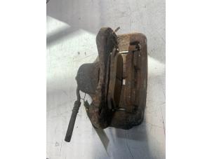 Used Front brake calliper, left Kia Sportage (SL) 1.6 GDI 16V 4x2 Price € 30,00 Margin scheme offered by Poolman autodemontage