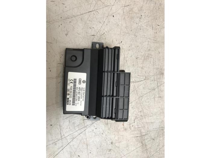 Used Body control computer Audi A6 Avant (C6) 2.0 T FSI 16V Price € 30,00 Margin scheme offered by Poolman autodemontage