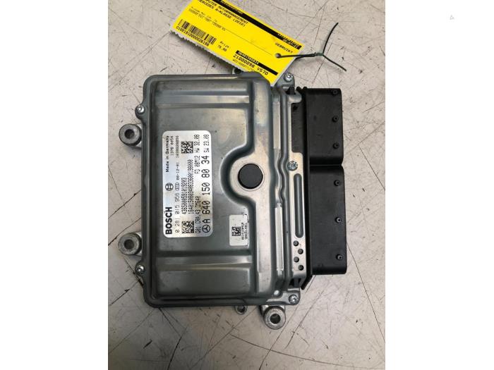 Used Engine management computer Mercedes A (W169) 2.0 A-180 CDI 16V Price € 50,00 Margin scheme offered by Poolman autodemontage
