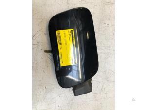 Used Tank cap cover Audi A8 (D3) 4.2 TDI V8 32V Quattro Price € 30,00 Margin scheme offered by Poolman autodemontage