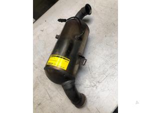 Used Particulate filter Peugeot 307 SW (3H) 1.6 HDiF 110 16V Price € 75,00 Margin scheme offered by Poolman autodemontage