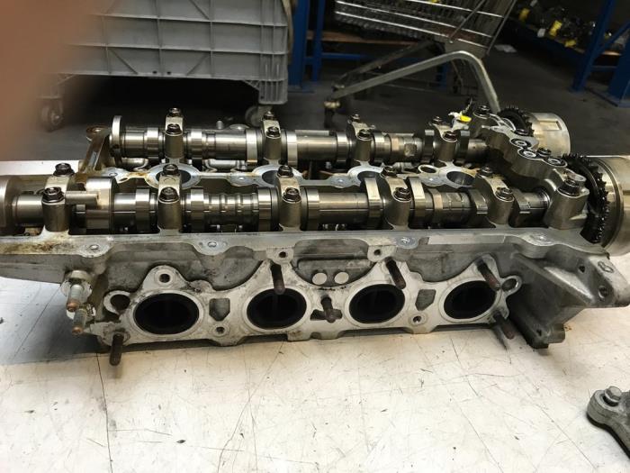 Cylinder head Kia Sportage 1.6 GDI 16V 4x2 Z23F617 G4FD