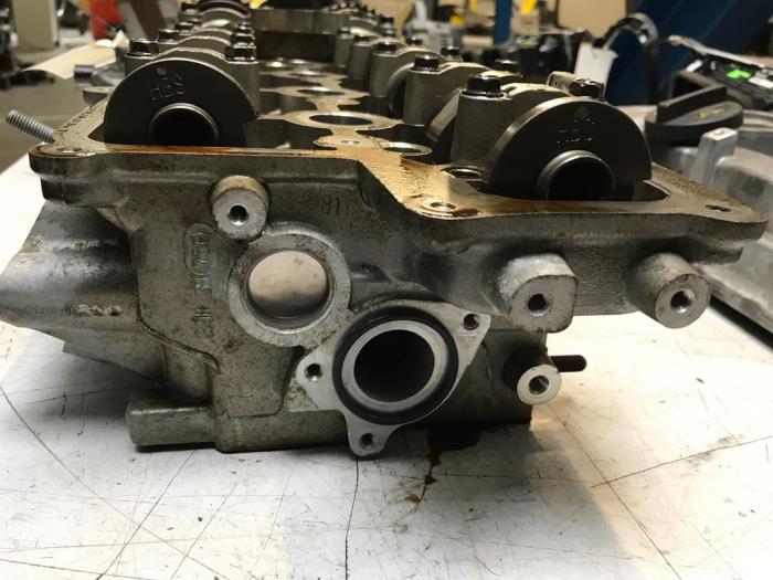 Cylinder head Kia Sportage 1.6 GDI 16V 4x2 Z23F617 G4FD