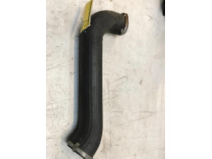 Gebrauchte Intercooler Schlauch Volvo S40 (MS) 2.5 T5 20V Preis € 30,00 Margenregelung angeboten von Poolman autodemontage