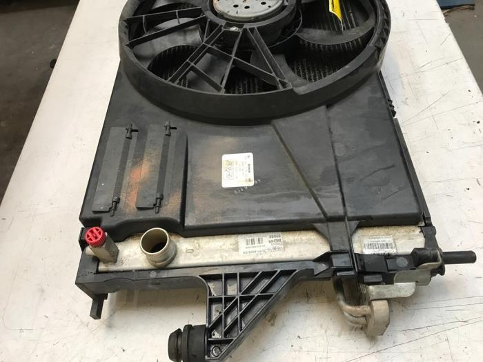 Cooling set from a Volvo S40 (MS) 2.5 T5 20V 2005
