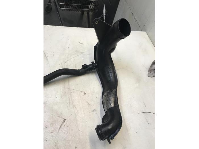 Gebrauchte Intercooler Rohr Fiat Scudo (270) 2.0 D Multijet Preis € 30,00 Margenregelung angeboten von Poolman autodemontage