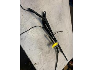 Used Set of wiper blades Mercedes Sprinter 3,5t (906.63) 316 CDI 16V Price € 36,30 Inclusive VAT offered by Poolman autodemontage