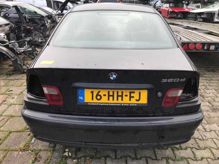 Hayon d'un BMW 3 serie (E46/4) 320d 16V 2000