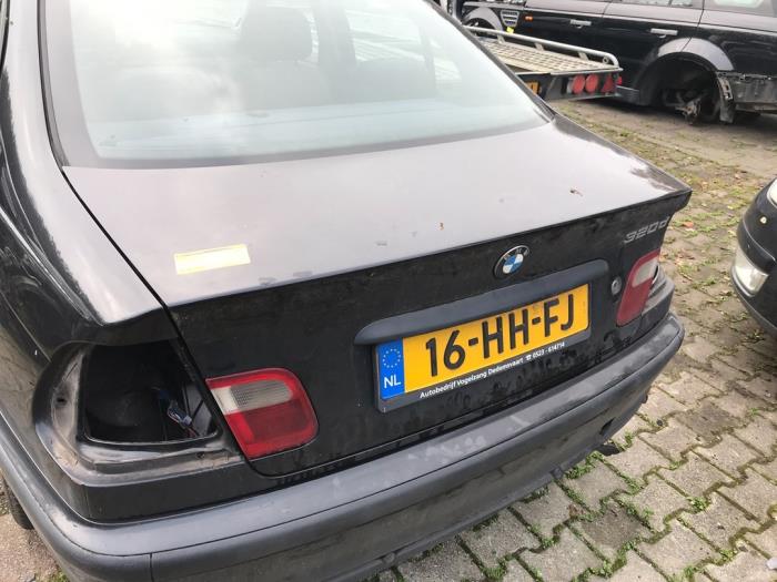 Tailgate from a BMW 3 serie (E46/4) 320d 16V 2000