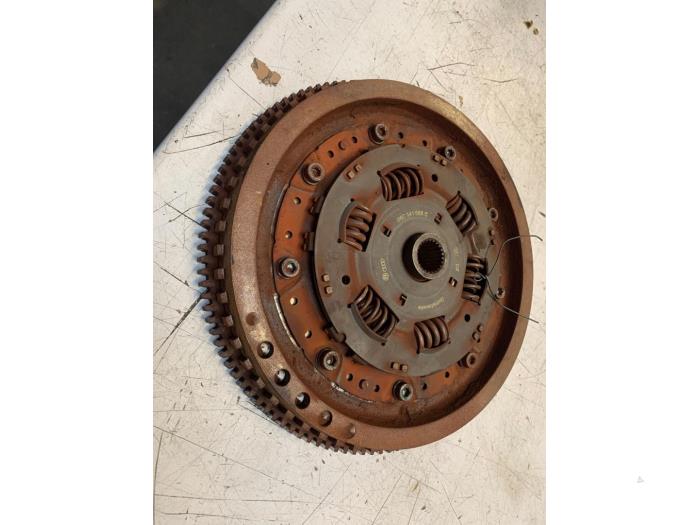 Used Flywheel Audi A6 Avant (C6) 2.4 V6 24V Price € 40,00 Margin scheme offered by Poolman autodemontage