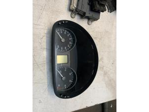Used Instrument panel Mercedes Sprinter 3,5t (906.63) 316 CDI 16V Price € 90,75 Inclusive VAT offered by Poolman autodemontage