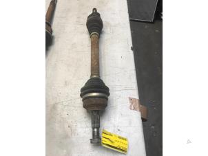 Used Front drive shaft, left Peugeot 508 SW (8E/8U) 1.6 e-HDi 16V Price € 30,00 Margin scheme offered by Poolman autodemontage