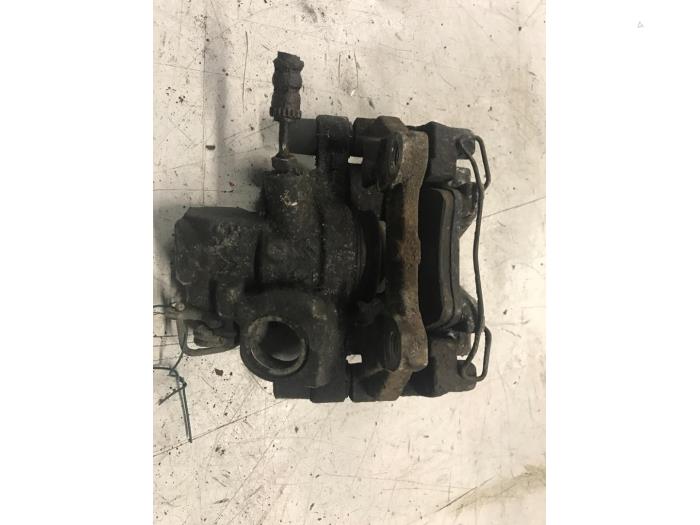 Gebrauchte Bremszange links hinten Peugeot 508 SW (8E/8U) 1.6 e-HDi 16V Preis € 30,00 Margenregelung angeboten von Poolman autodemontage