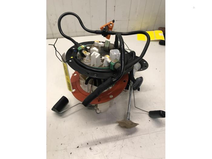Usagé Pompe à carburant Subaru Forester (SJ) 2.0D Prix € 75,00 Règlement à la marge proposé par Poolman autodemontage