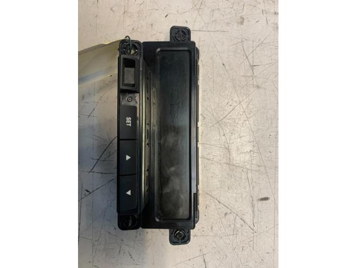 Begagnade Innerdisplay Kia Cee'd Sporty Wagon (EDF) 1.6 CRDi 16V Pris € 30,00 Marginaltabell erbjuds av Poolman autodemontage