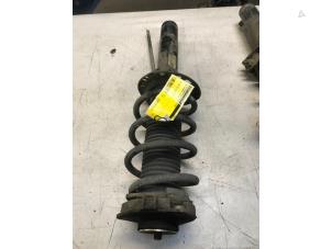Used Front shock absorber rod, right Volkswagen Sharan (7N) 2.0 TDI 16V Price € 40,00 Margin scheme offered by Poolman autodemontage