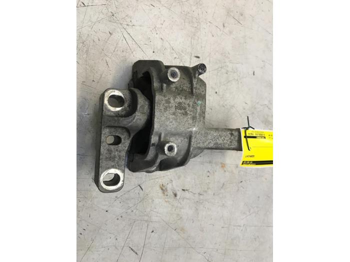 Engine mount Volkswagen Sharan (7N), 2010 / 2022 2.0 TDI 16V, MPV, Diesel, 1.968cc, 103kW (140pk), FWD, CFFB, 2010-05 / 2015-05 (Used)