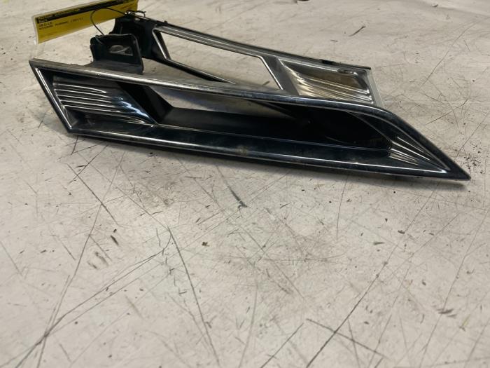 Używane Grill Nissan Murano (Z51) 2.5 dCi 16V 4x4 Cena € 60,00 Procedura marży oferowane przez Poolman autodemontage