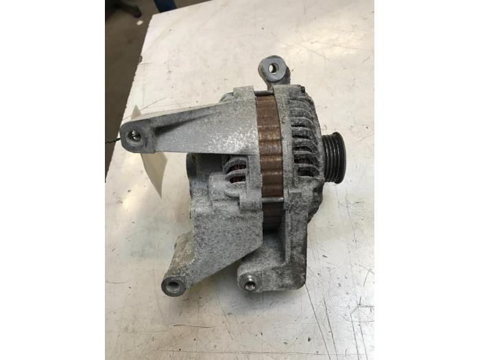 Begagnade Dynamo Mazda 5 (CR19) 2.0i 16V Pris € 40,00 Marginaltabell erbjuds av Poolman autodemontage