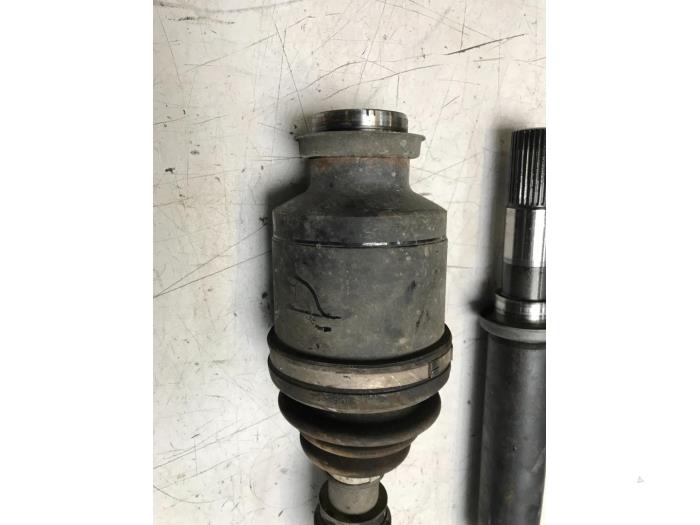 Front drive shaft, right from a Mazda 6 SportBreak (GH19/GHA9) 2.2 CDVi 16V 163 2011