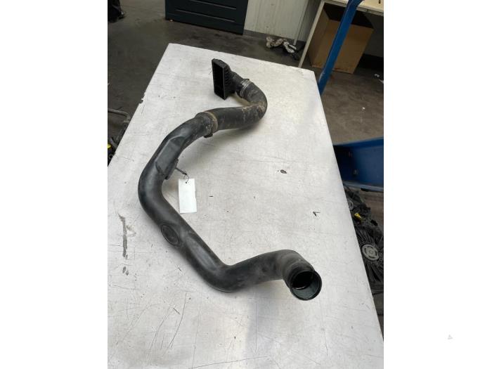 Gebrauchte Intercooler Schlauch Opel Movano 2.3 CDTi 16V FWD Preis € 48,40 Mit Mehrwertsteuer angeboten von Poolman autodemontage