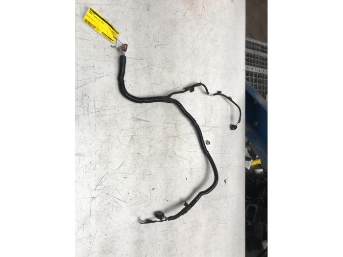 Begagnade Kablage Renault Kangoo Express (FW) ZE Pris € 40,00 Marginaltabell erbjuds av Poolman autodemontage