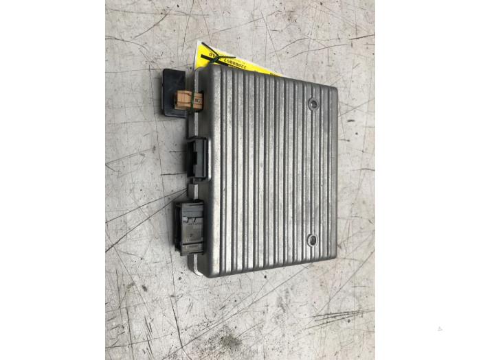 Begagnade Bluetooth-modul Chevrolet Malibu 2.0 D 16V Pris € 30,00 Marginaltabell erbjuds av Poolman autodemontage