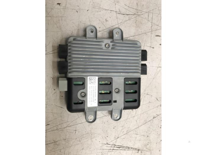 Gebrauchte WiFi Module Tesla Model X P100D Preis € 50,00 Margenregelung angeboten von Poolman autodemontage