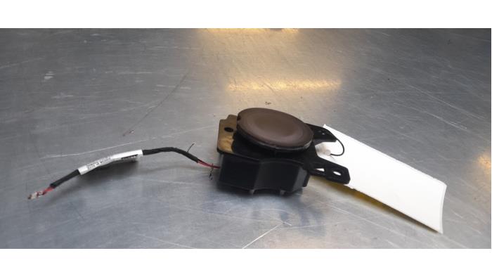 Begagnade Sensor (övriga) Tesla Model X P100D Pris € 30,00 Marginaltabell erbjuds av Poolman autodemontage