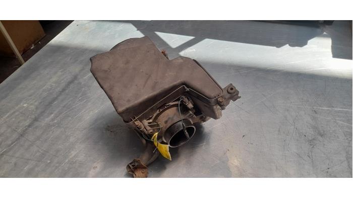 Gebrauchte Luftfiltergehäuse Ford Grand C-Max (DXA) 1.6 TDCi 16V Preis € 30,00 Margenregelung angeboten von Poolman autodemontage