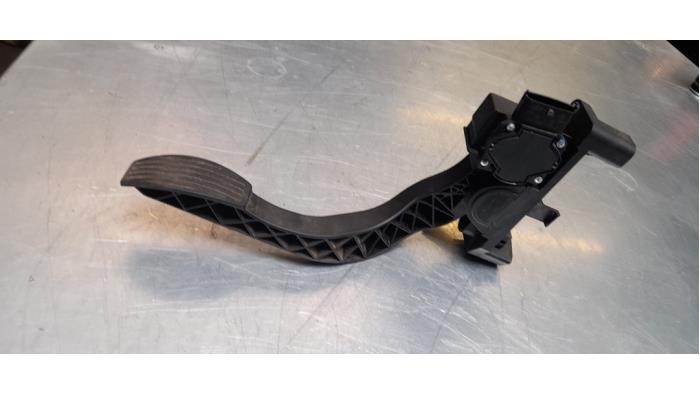 Gebrauchte Gasventil Positionssensor Iveco New Daily V 35C17/C17D/S17, 40/45/50/60/70C17 Preis € 48,40 Mit Mehrwertsteuer angeboten von Poolman autodemontage
