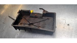 Used Battery box Iveco New Daily V 35C17/C17D/S17, 40/45/50/60/70C17 Price € 48,40 Inclusive VAT offered by Poolman autodemontage